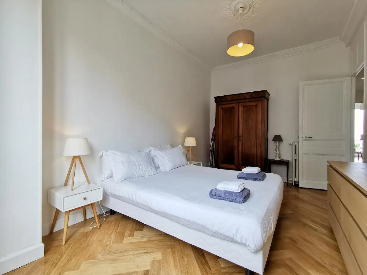 Le Palazzo 219 By Booking Guys Apartment Nice