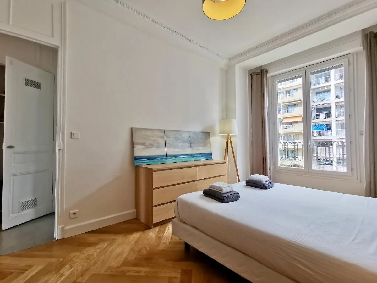 Le Palazzo 219 By Booking Guys Apartment Nice France